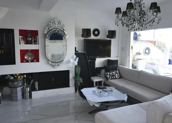 Villa Panorama, Now A Smart